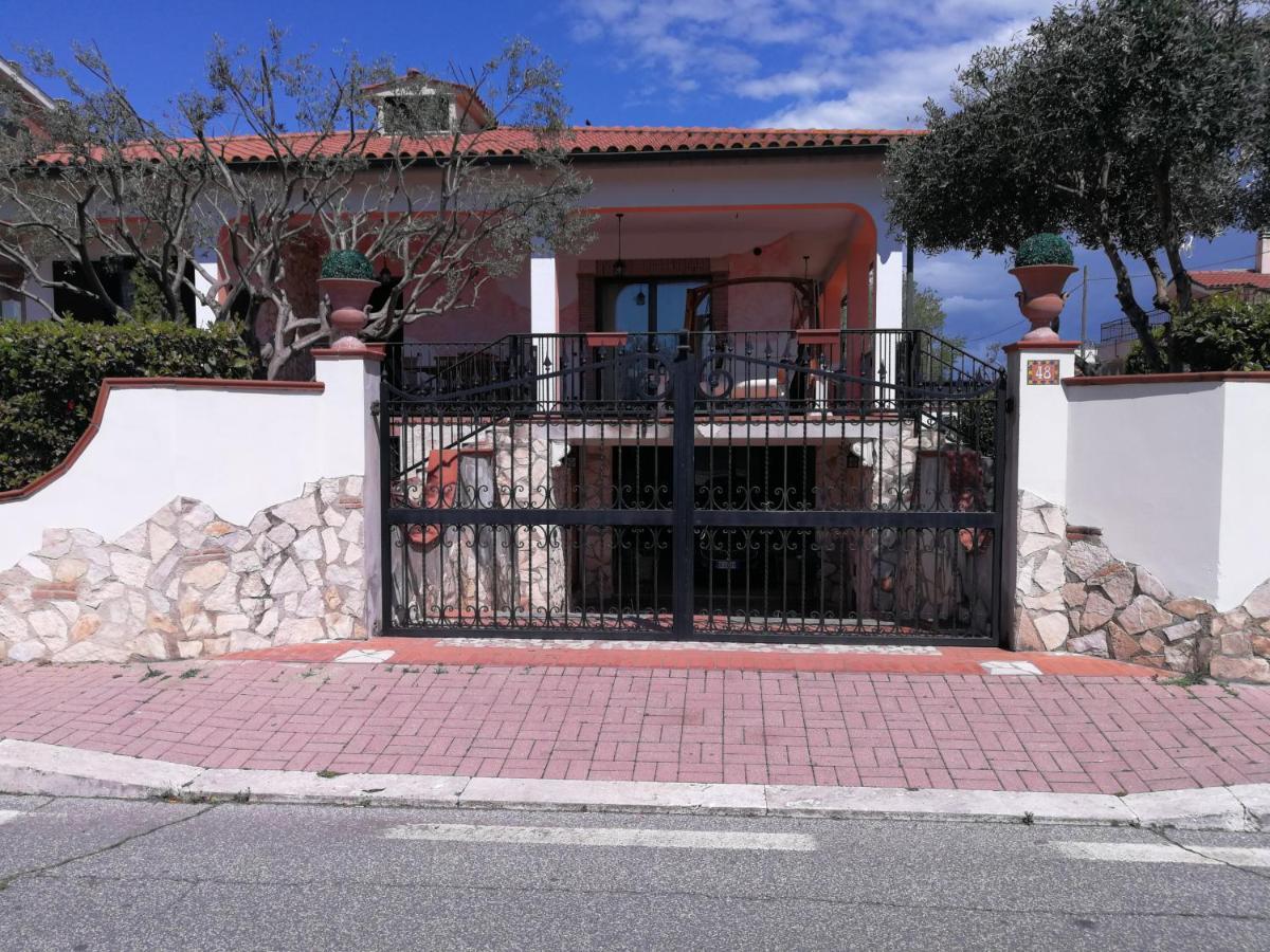 Villa Carlini Passoscuro Bagian luar foto